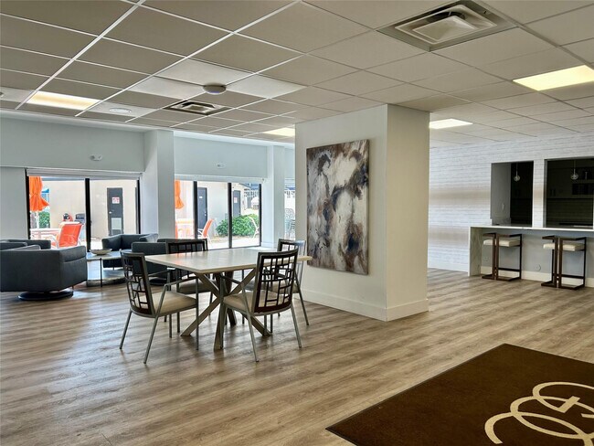 Building Photo - 3800 Galt Ocean Dr