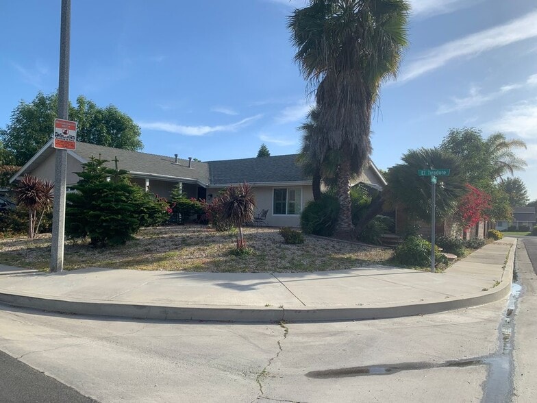 Building Photo - 24151 El Tiradore Cir
