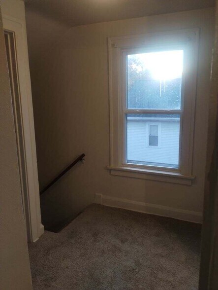 Building Photo - 1934 Brame Pl