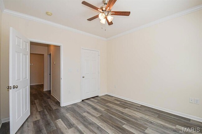 Building Photo - 1270 Strassner Dr