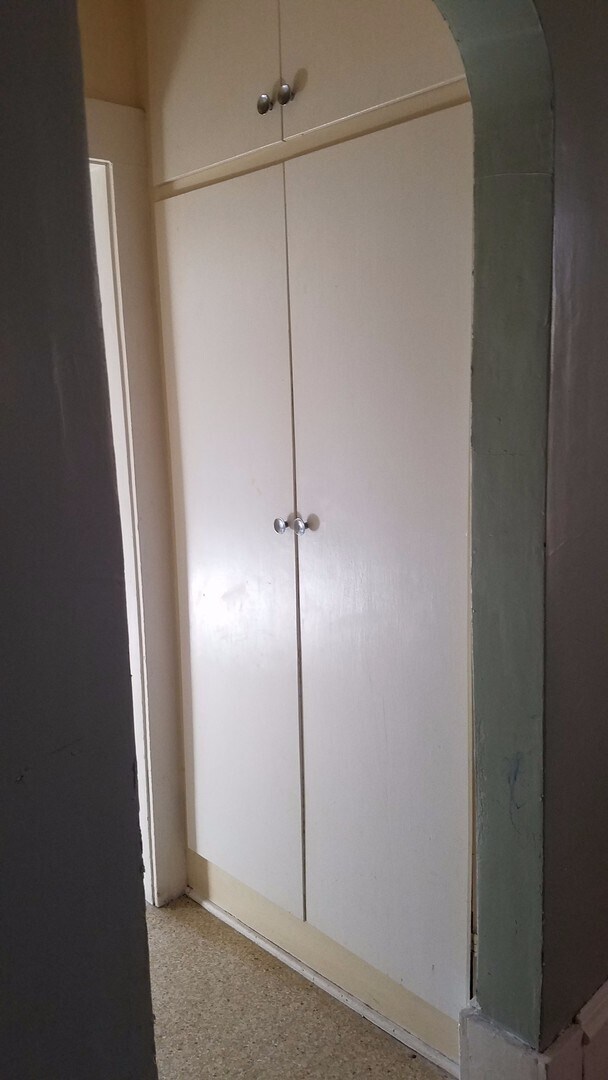 Building Photo - Willmar 2/1 Upper apt available.  Great lo...
