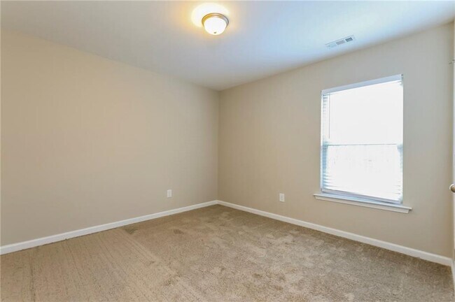 Building Photo - 2518 Quincy Loop