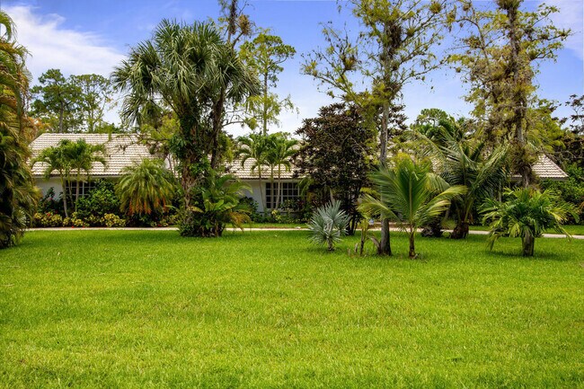 Building Photo - 12327 Quercus Ln