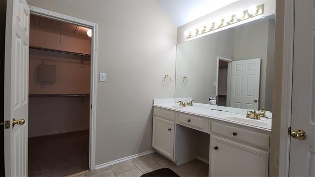 Building Photo - 4025 Denham Way