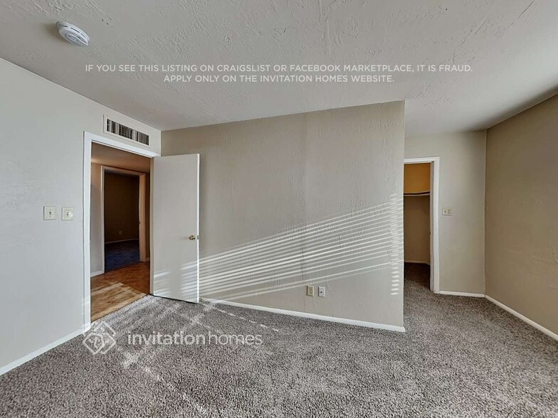 Building Photo - 13826 N 38th Dr