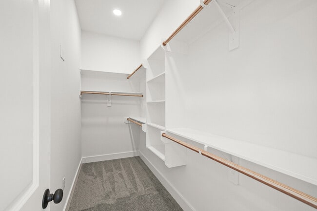 Building Photo - 3419 Tuam St