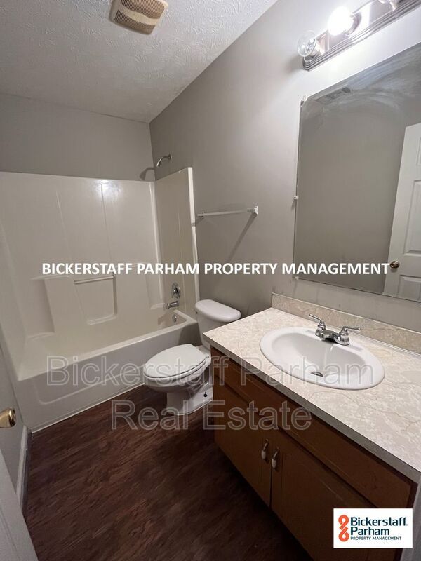 Building Photo - 546 Wilder Dr