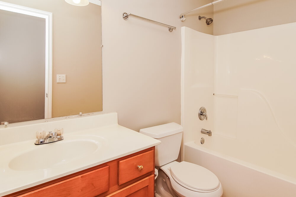 Building Photo - 1528 Moss Creek Dr