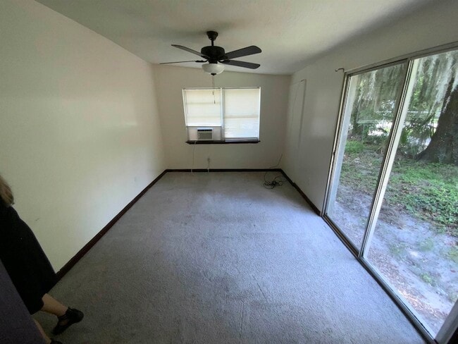 Building Photo - 2408 Gillis St