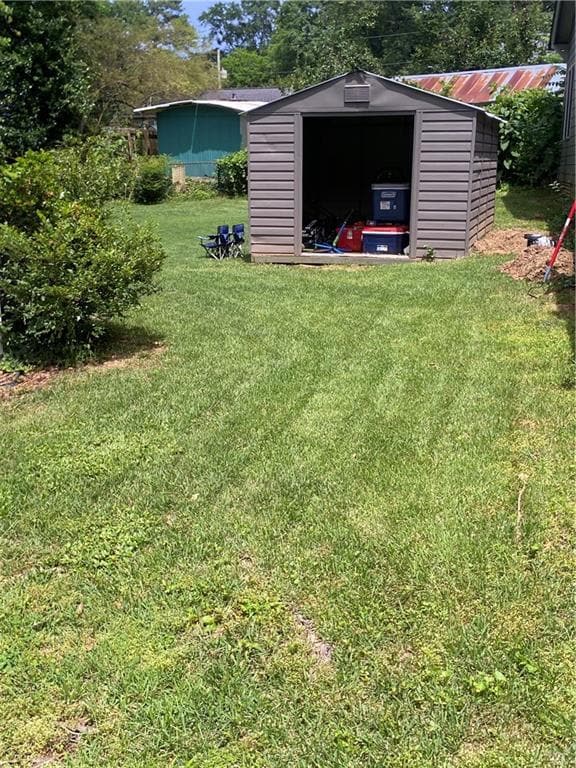 Building Photo - 737 Sunnybrook Dr