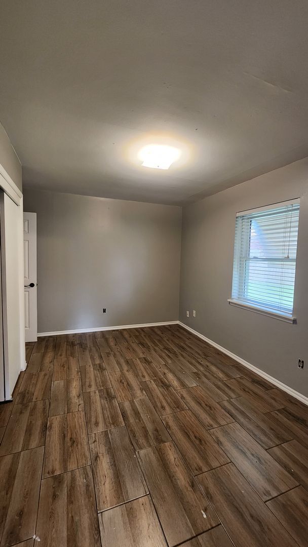 Building Photo - 4 Bed 2 Bath Home with Covered Carport in Bethany