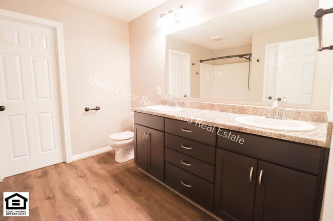 Building Photo - 4123 Woodfield Run