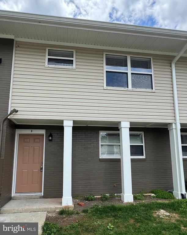 Building Photo - 2050 Nike Dr