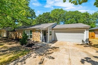 Building Photo - 5306 Lansingford Trail