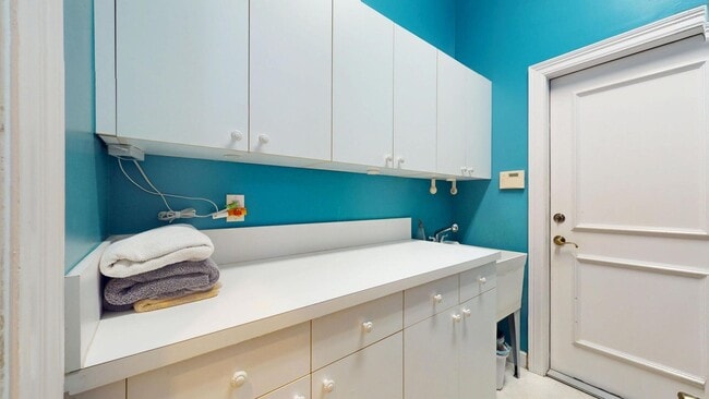 Building Photo - 2355 NW 49th Ln