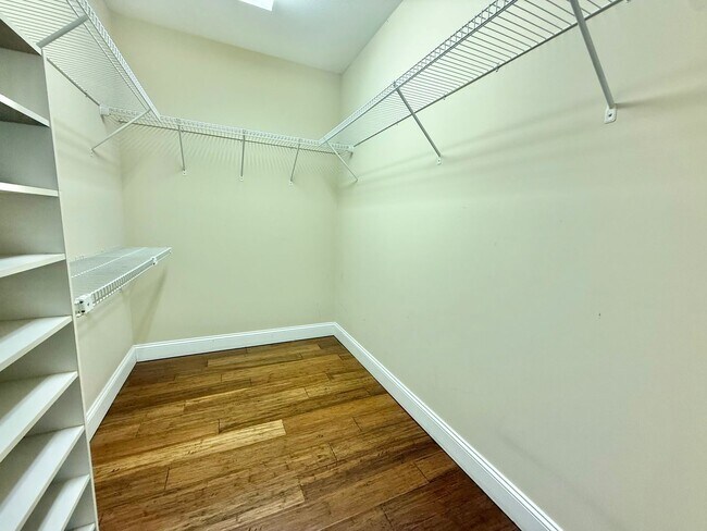 Building Photo - 821 Amburn Meadows Ln