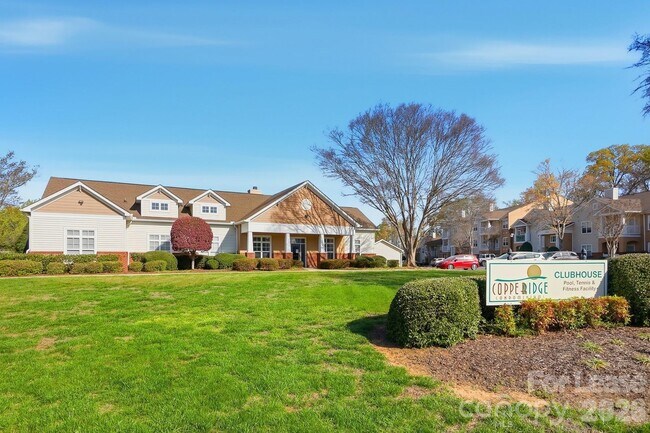 Building Photo - 17122 Red Feather Dr