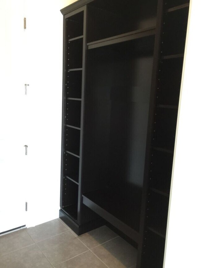 Building Photo - 6 bedroom/6 bath Dr. Phillips Home