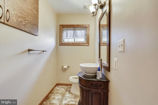 Building Photo - 6403 Tone Dr