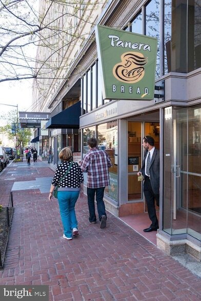 Building Photo - 1701 16th St NW