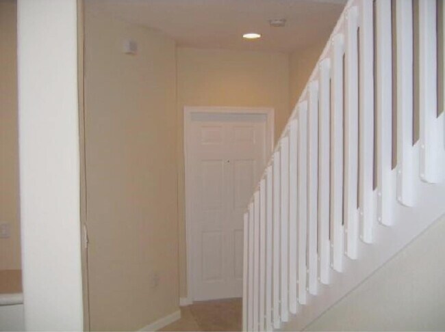 Building Photo - 2545 SW 83rd Terrace