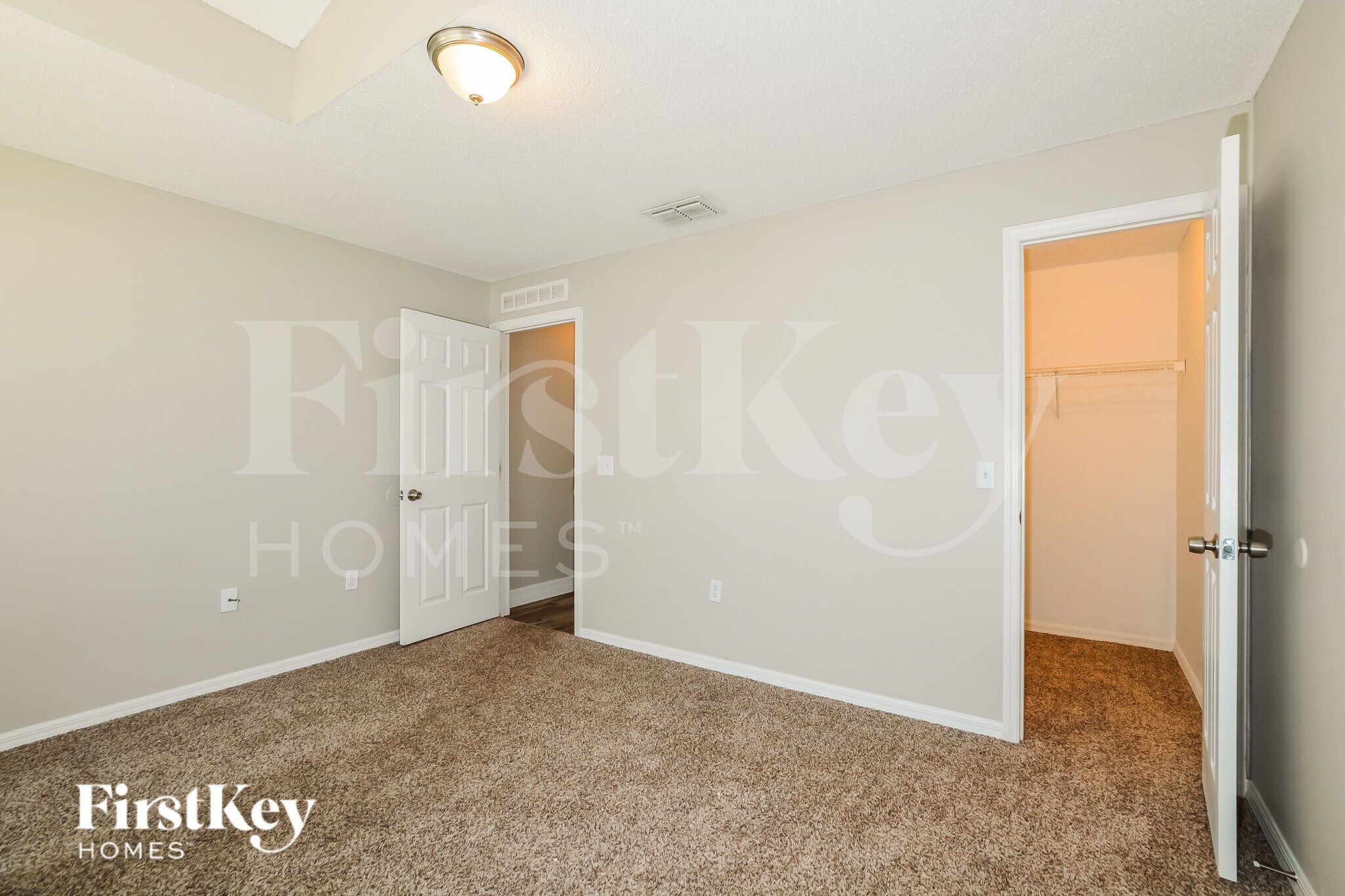 Building Photo - 637 Sunway Ln