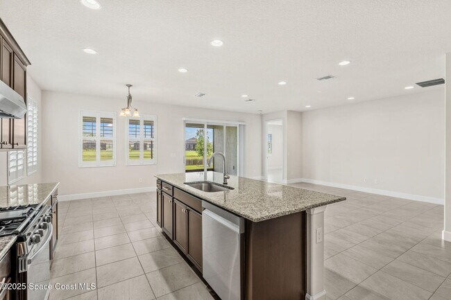 Building Photo - 2999 Pangea Cir