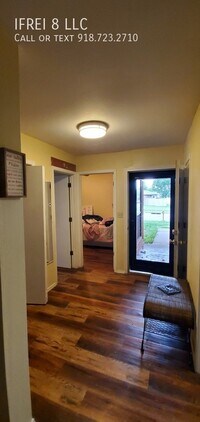 Building Photo - 1435 S 124th E Ave