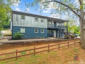 Building Photo - 260 Little St