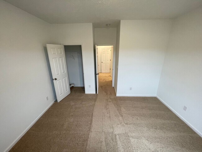 Building Photo - New Home East Jefferson For Rent