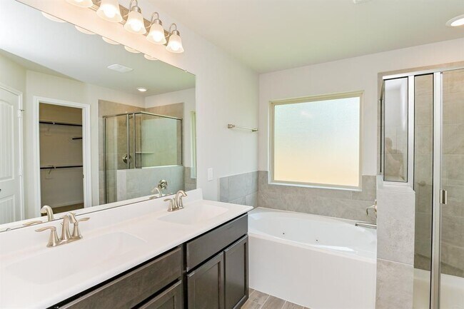 Building Photo - 3817 Breckenridge Dr