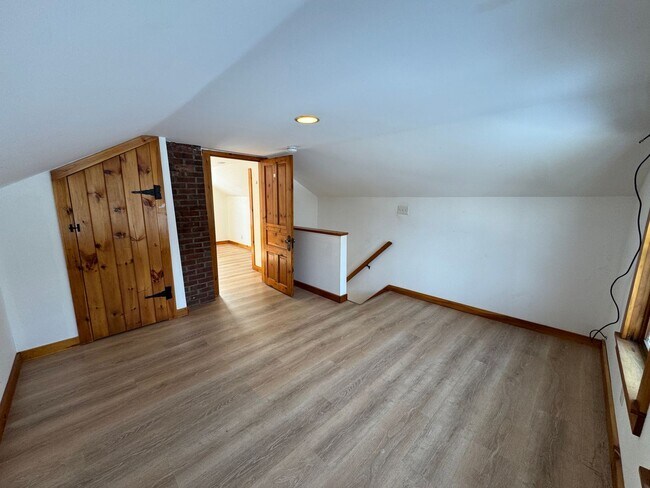 Building Photo - Charming Two-Bedroom Home in a Peaceful Wooded Setting (CURRENTLY UNDER CONTRACT)