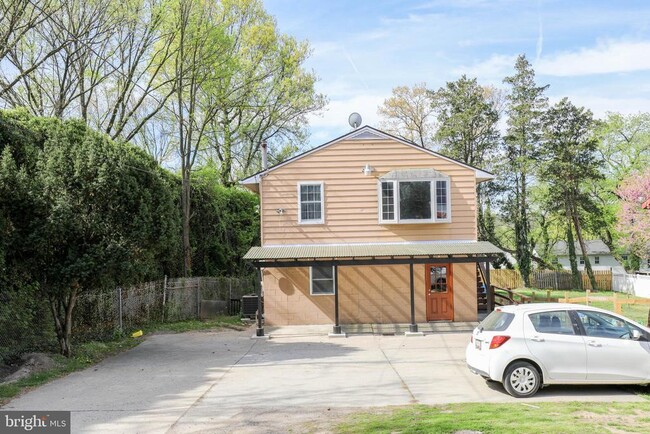 Building Photo - 103 Waelchli Ave