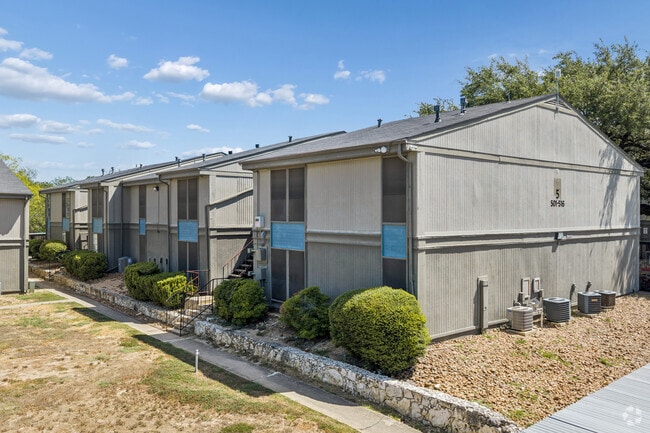 Building Photo - Ridge at Southcross