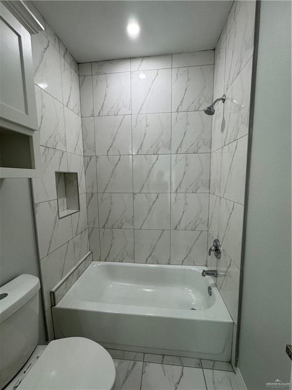 Building Photo - 3507 S Dominique Dr
