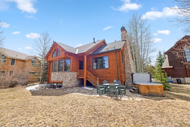Building Photo - New to the market!  Log home in Frisco!  L...