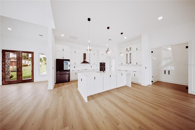 Building Photo - 156 Caladium Ave