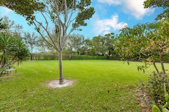 Building Photo - 853 Imperial Lake Rd