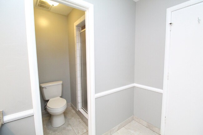 Building Photo - Pool Home with Office, Two Primary Suites ...