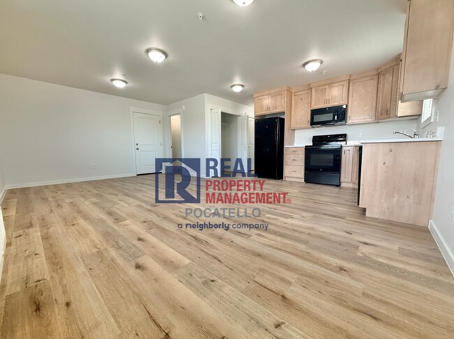 Building Photo - 5405 Park Lawn Dr