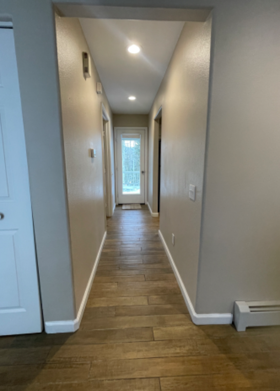 Building Photo - 171 Burgundy Cir