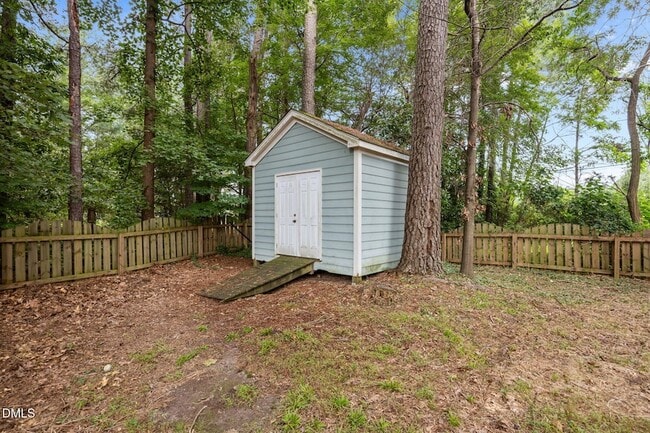 Building Photo - 2837 Tryon Pines Dr