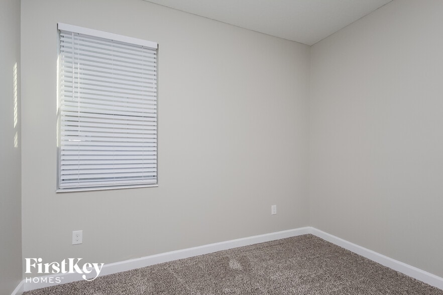 Building Photo - 1958 Pantheon Dr