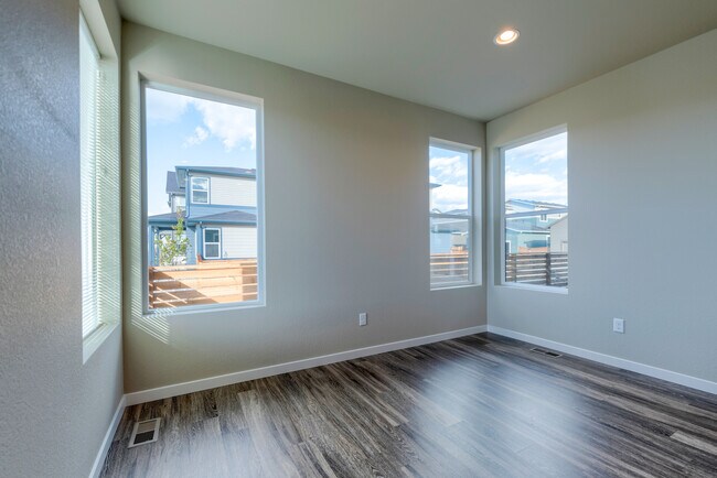 Building Photo - 3002 Comet St