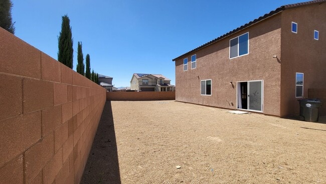 Building Photo - TESORA PAHRUMP - E. Summit Avenue