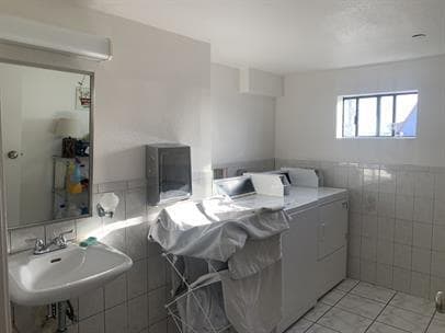 Building Photo - Available NOW!!!! Beautiful CO LVING Oppor...