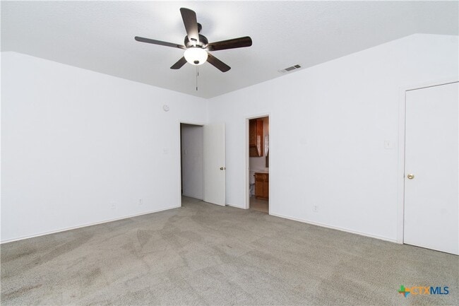 Building Photo - 3402 Toledo Dr