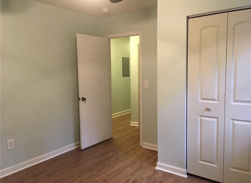 Bedroom 1 - 592 Spencer St NW