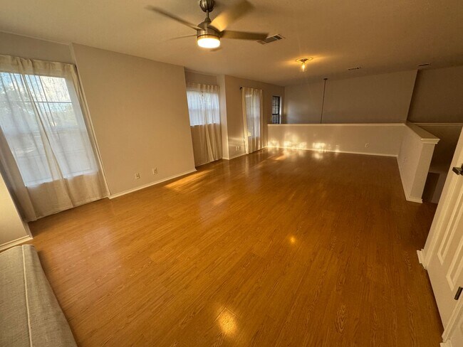 Building Photo - GATED COMMUNITY  |  STONE OAK  |  4 BEDROOMS + HUGE LOFT  |  SMALL LOFT/NURSERY/OFFICE/  |  EXCEL...