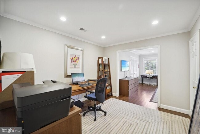 Building Photo - 4373 Westover Pl NW